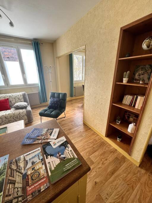 Appartement Proche De L'Hyper-Centre Avec Garage Кан Екстериор снимка